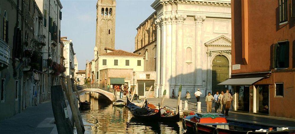 Appartamento Garden Ca' Rezzonico Veneza Exterior foto