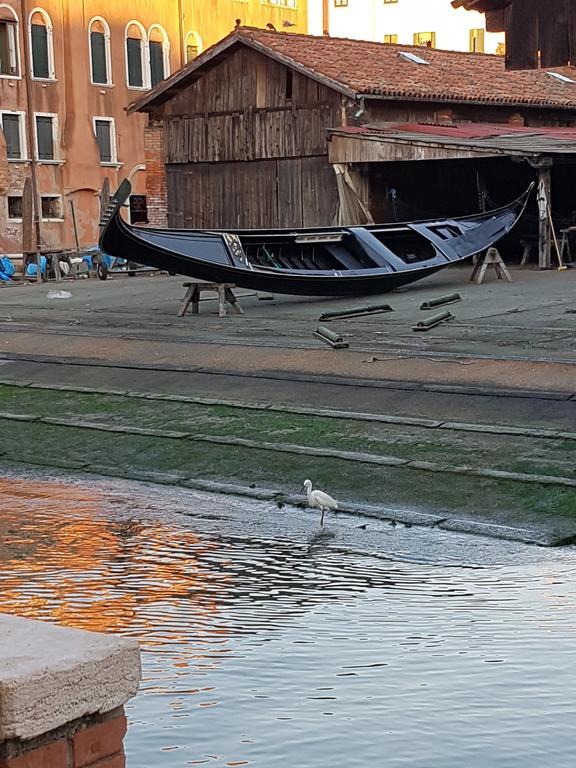 Appartamento Garden Ca' Rezzonico Veneza Exterior foto