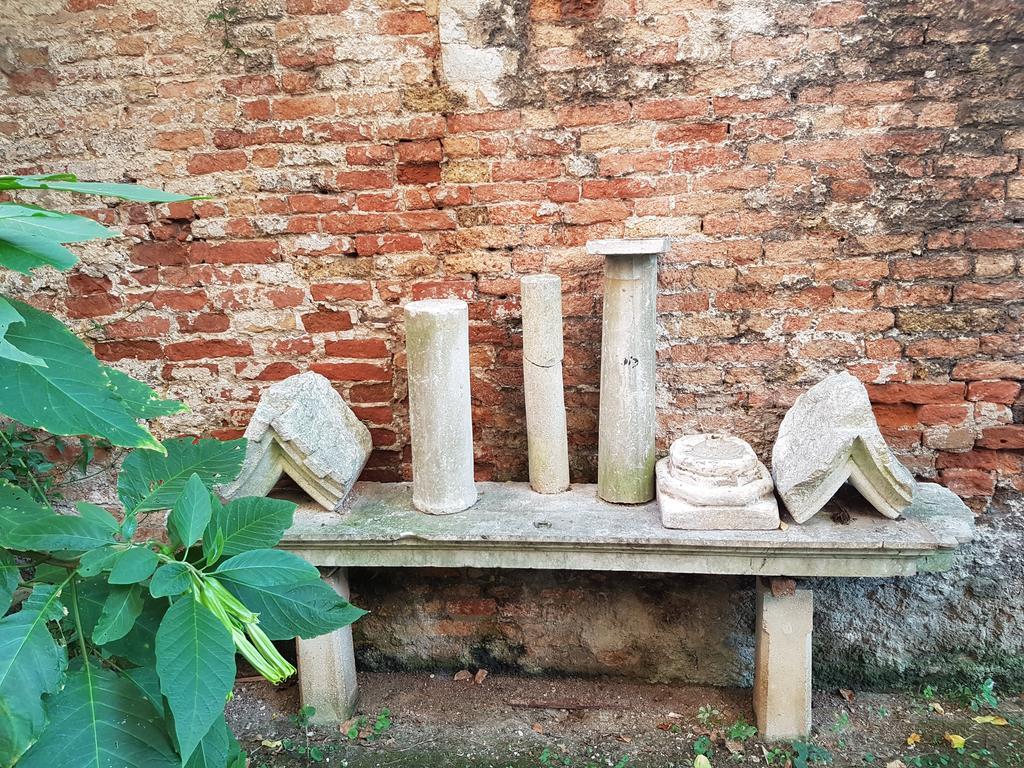 Appartamento Garden Ca' Rezzonico Veneza Exterior foto